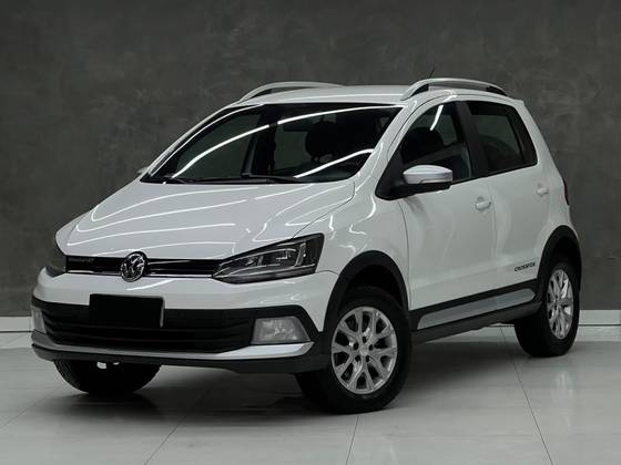 VOLKSWAGEN CROSSFOX 1.6 MSI FLEX 16V 4P MANUAL VOLKSWAGEN CROSSFOX 1.6 MSI FLEX 16V 4P MANUAL
